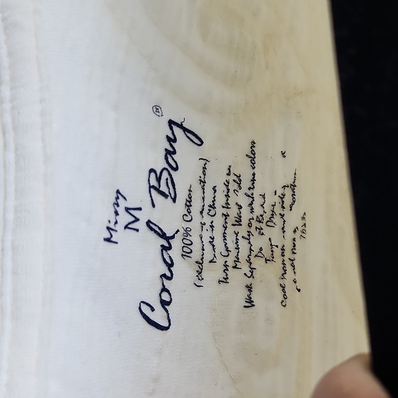 Coral Bay Women's Short  Sleeve Top Ivory Size  Medium cz108 - Picture 7 of 11